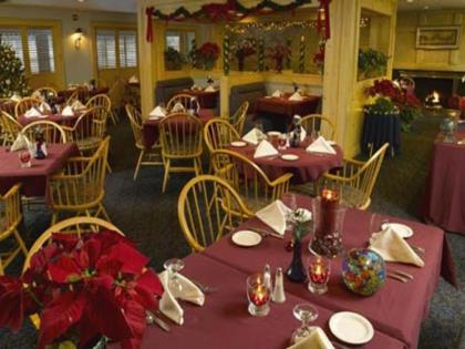 Fireside Inn And Suites - image 10