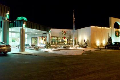 Fireside Inn And Suites - image 20