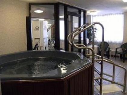 Fireside Inn And Suites - image 5