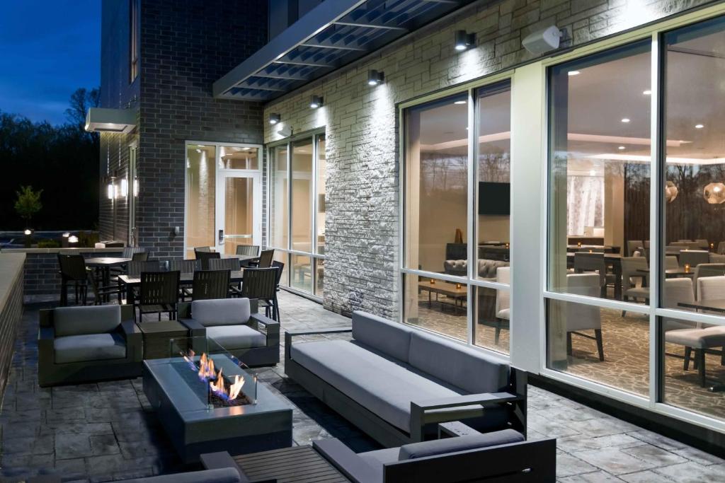 SpringHill Suites by Marriott Indianapolis Westfield - image 3