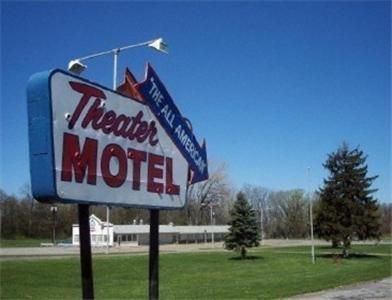 Theater Motel - main image