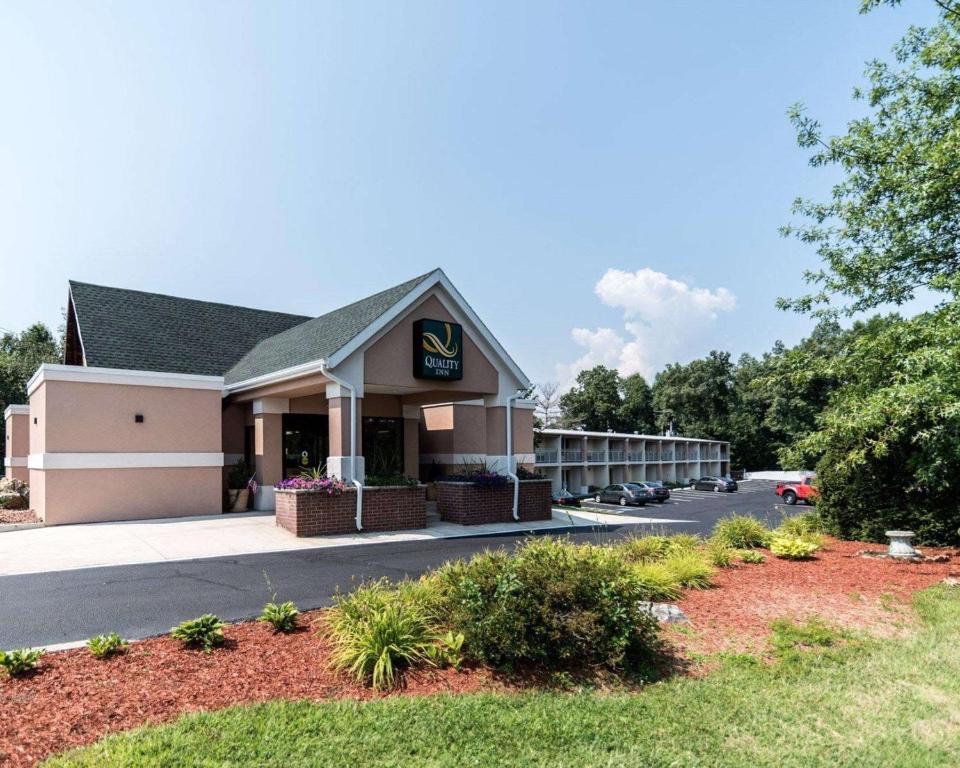 Quality Inn Westfield - Springfield - main image