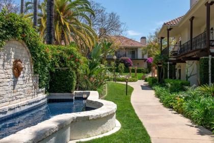 Westlake Village Inn - image 2