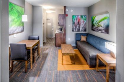 Holiday Inn Express & Suites Cleveland/Westlake an IHG Hotel - image 8