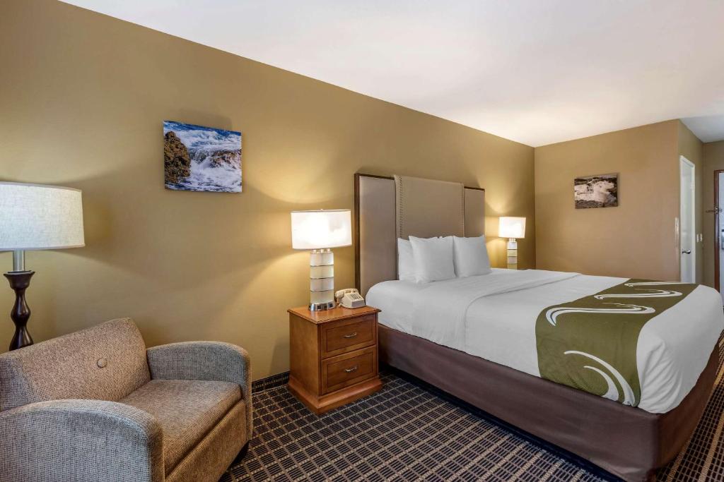 Quality Inn & Suites Westminster - Seal Beach Westminster - image 7