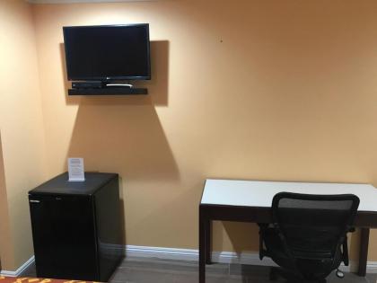 Executive Suites Inn - image 11