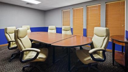 Chicago Club Inn & Suite - image 5