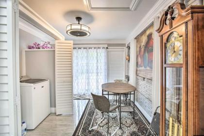 Eclectic Westwego Retreat with Sunroom and Patio! - image 11
