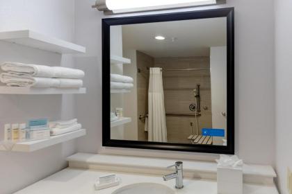 Hampton Inn Wetumpka - image 8