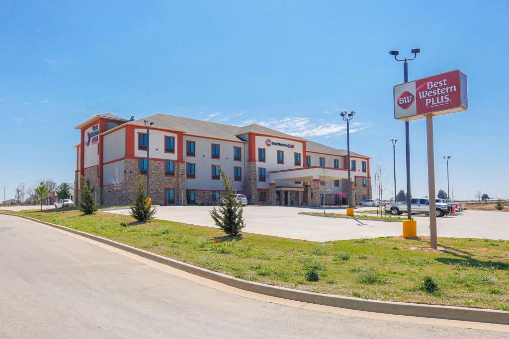 Best Western Plus Wewoka Inn & Suites - image 6