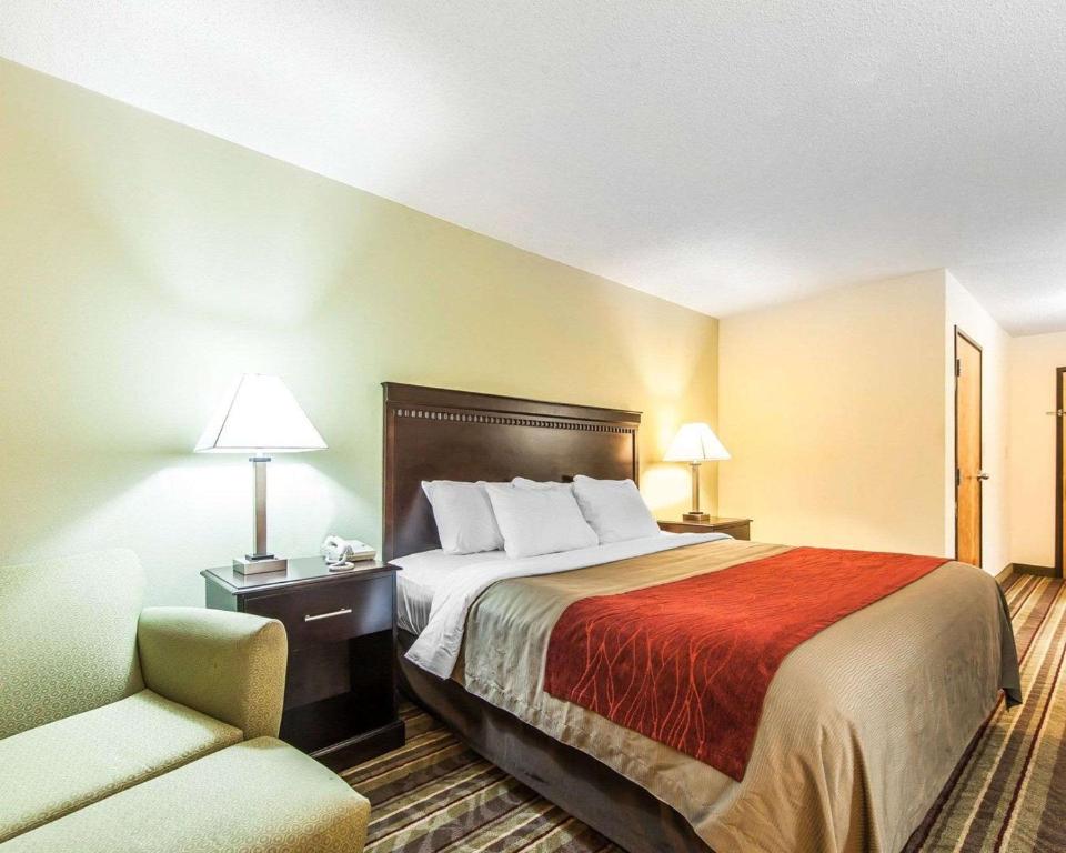 Quality Inn - image 4