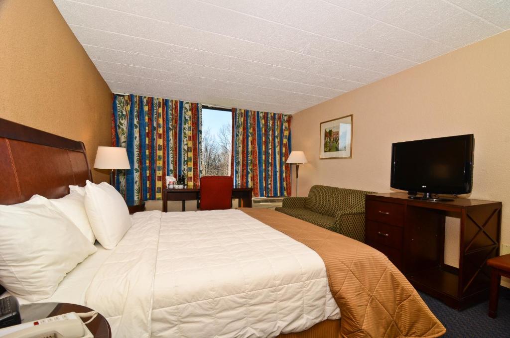 Pocono Resort & Conference Center - Pocono Mountains - image 3