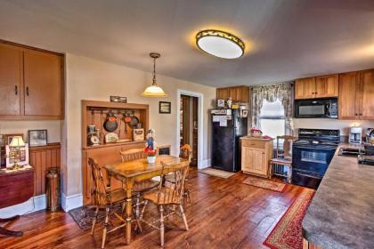 Charming Poconos Home 5 Mi to Hickory Run!