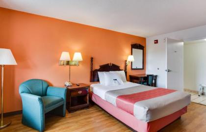 Motel 6-White House TN - image 10