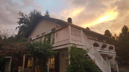 RubyJune Inn - image 2
