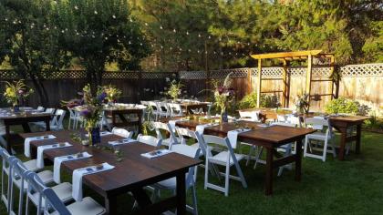 RubyJune Inn - image 3