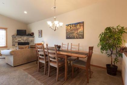 River Scene-River Vw-AC-3BR/3BA - image 12