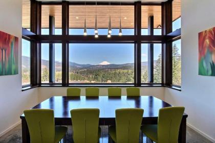 Pahtos Retreat Luxe White Salmon Home with Hot Tub - image 12
