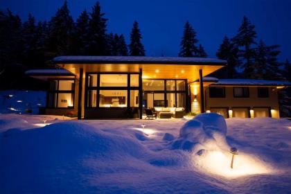 Pahtos Retreat Luxe White Salmon Home with Hot Tub - image 7