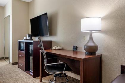 Comfort Inn & Suites White Settlement-Fort Worth West TX - image 14