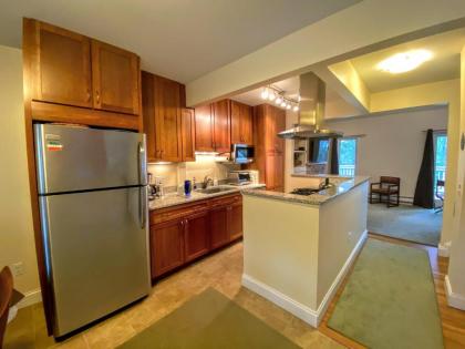 R3 Lovely Bretton Woods townhome with updated kitchen sauna WiFi Steps to the ski trails - image 12