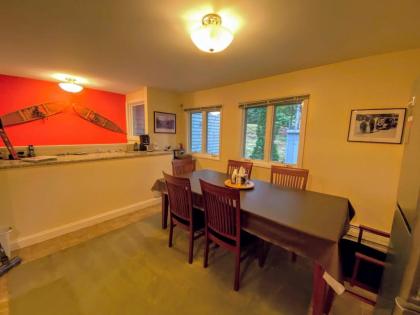 R3 Lovely Bretton Woods townhome with updated kitchen sauna WiFi Steps to the ski trails - image 14