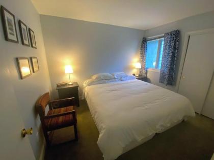 R3 Lovely Bretton Woods townhome with updated kitchen sauna WiFi Steps to the ski trails - image 15