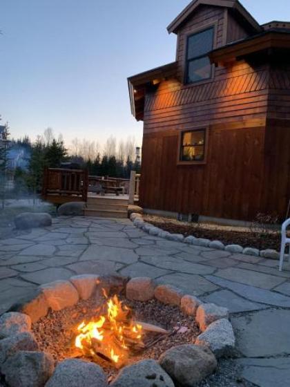 OR Luxury 'yurt-like' home in Bretton Woods with private beach firepit AC fishing and trails!