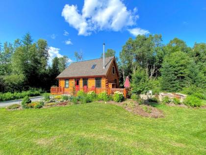 BC Log cabin with private beach river fire pit AC wifi onsite trails ski slope views Whitefield New Hampshire