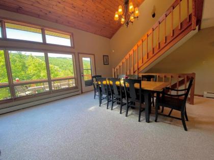 W1 Cozy and comfortable Bretton Woods condo with ski slope views fireplace! - image 6