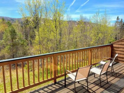 W7 Fully Renovated townhouse in Bretton Woods with fantastic ski slope views fast WiFi New Hampshire