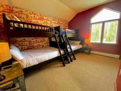 W8 Mount Washington Place Townhome great slope views fireplace large deck yard and ping pong! - image 11