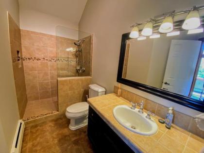 W8 Mount Washington Place Townhome great slope views fireplace large deck yard and ping pong! - image 12