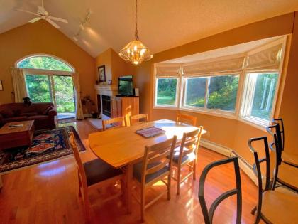 F6 Townhome with golf course and mountain views in Bretton Woods next to Mt Washington Hotel!F6 - image 9