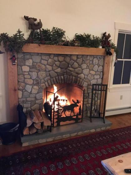 MO Private home in beautiful wooded setting - close to Bretton Woods! AC! - image 12