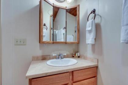 Bay Point Lakefront 1B Up - image 5