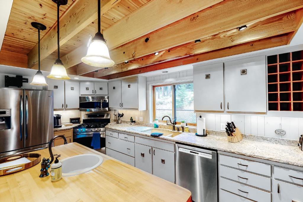 Northwoods Dream Retreat - image 6