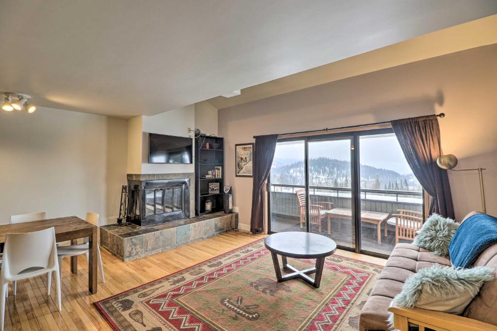 Whitefish Mtn Resort Condo Steps to Slopes! - main image