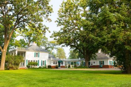 Oak Park Inn
