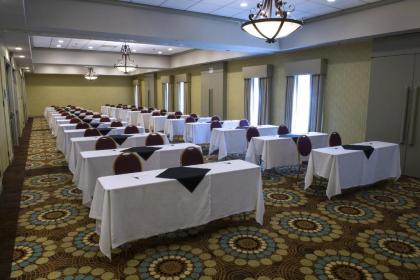 Doubletree by Hilton Whittier - image 8