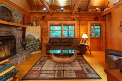Creekside Bunkhouse - image 3