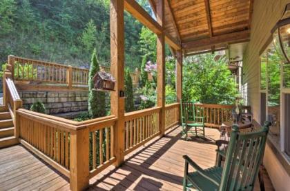 Green Shadows Scenic Whittier Condo with Fireplace! - image 3