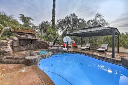 Chic Whittier Oasis Private Pool Grill and Hot Tub