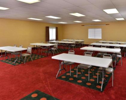 Quality Inn & Suites Wichita Falls I-44 - image 10