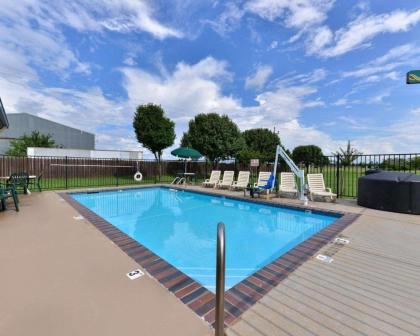 Quality Inn & Suites Wichita Falls I-44 - image 6