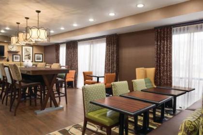 Hampton Inn Wichita-East - image 5