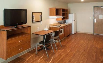 WoodSpring Suites Wichita North - image 2