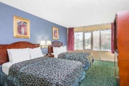 Days Inn & Suites by Wyndham Wichita East