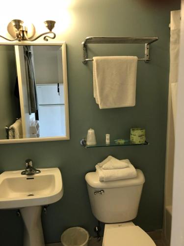 Biscayne Family Resort - image 4