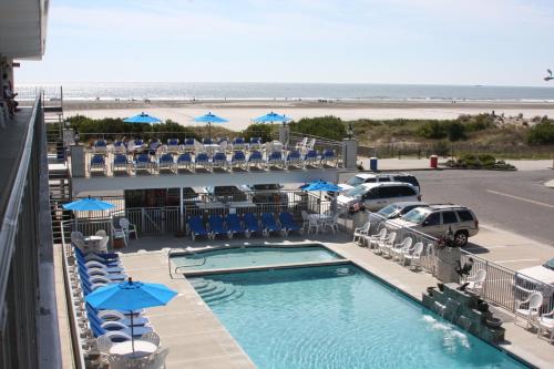 Fleur de Lis Beach Motel - image 3